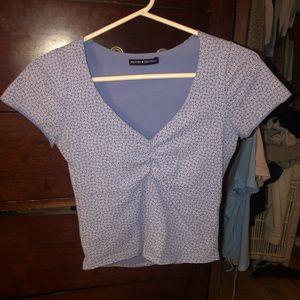 BRANDY MELVILLE FLORAL SHIRT